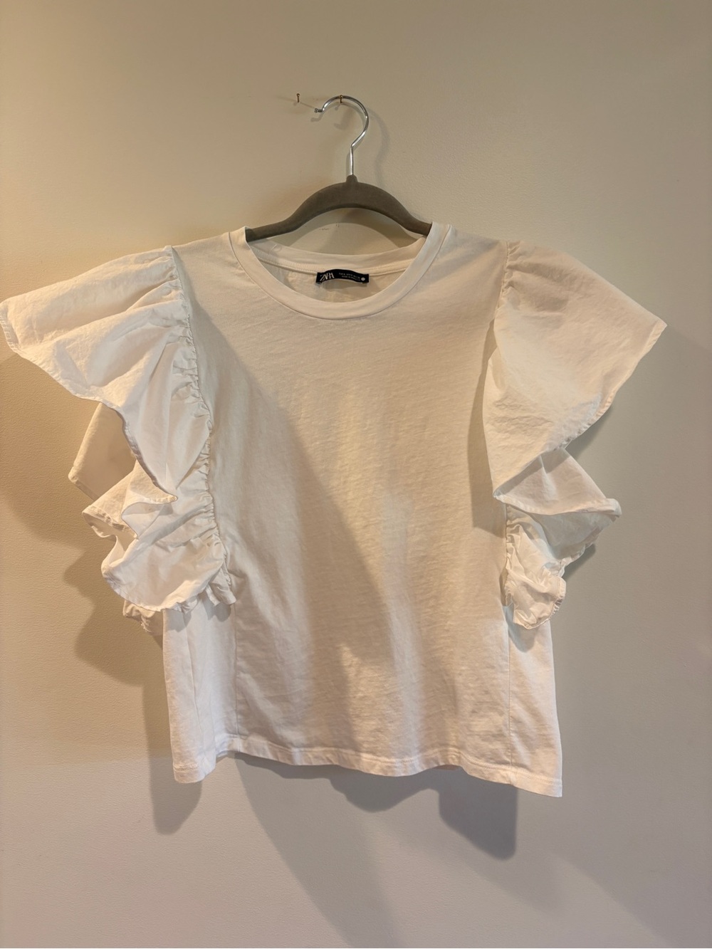 Zara Ruffled Sleeve Women's Tee - White